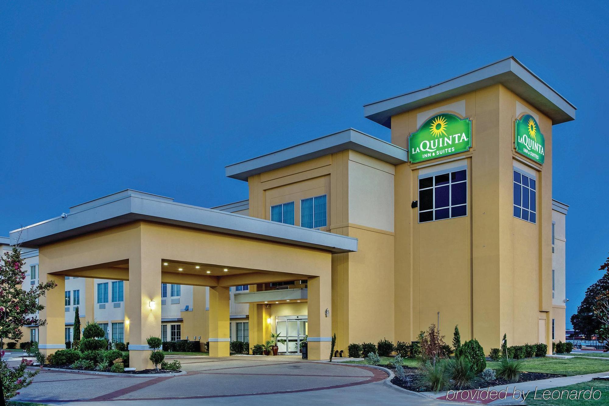 La Quinta Inn And Suites Joshua Exterior foto